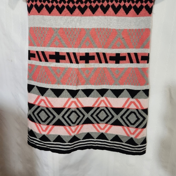 T/O SWEATERS DRESS WOMEN'S SIZE M PINK GEOMETRIC SWEATER A-77 - Picture 3 of 11